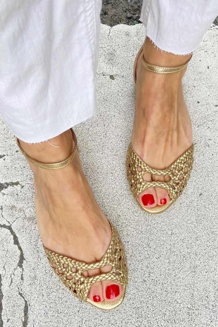 ISADORA GOLD WOVEN SANDALS