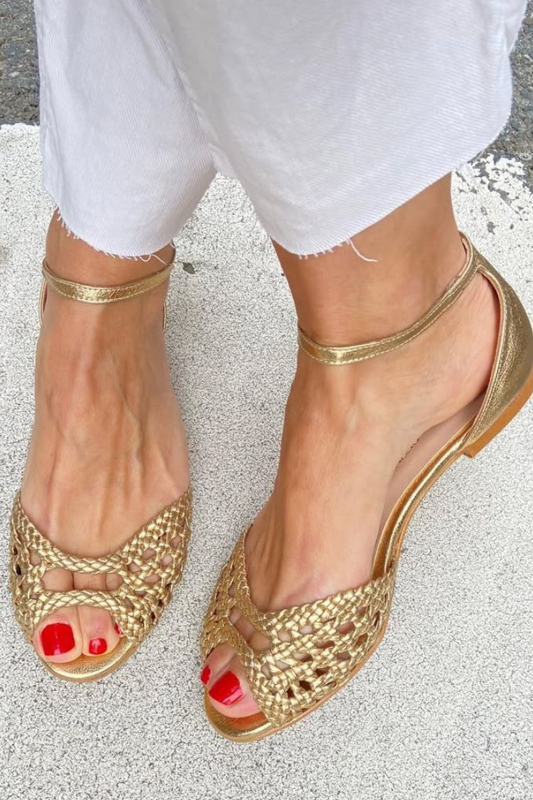 ISADORA GOLD WOVEN SANDALS