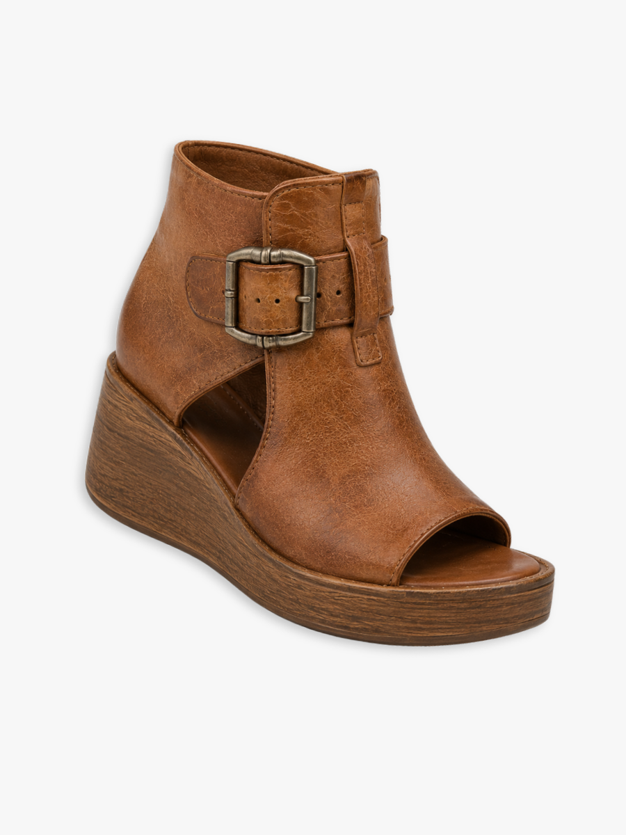 GINEVRA BUCKLE SANDALS