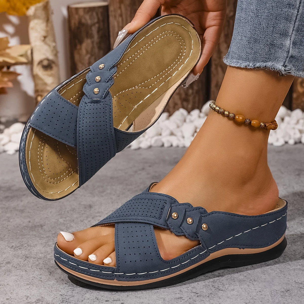 WEDGE COMFORT SANDALS