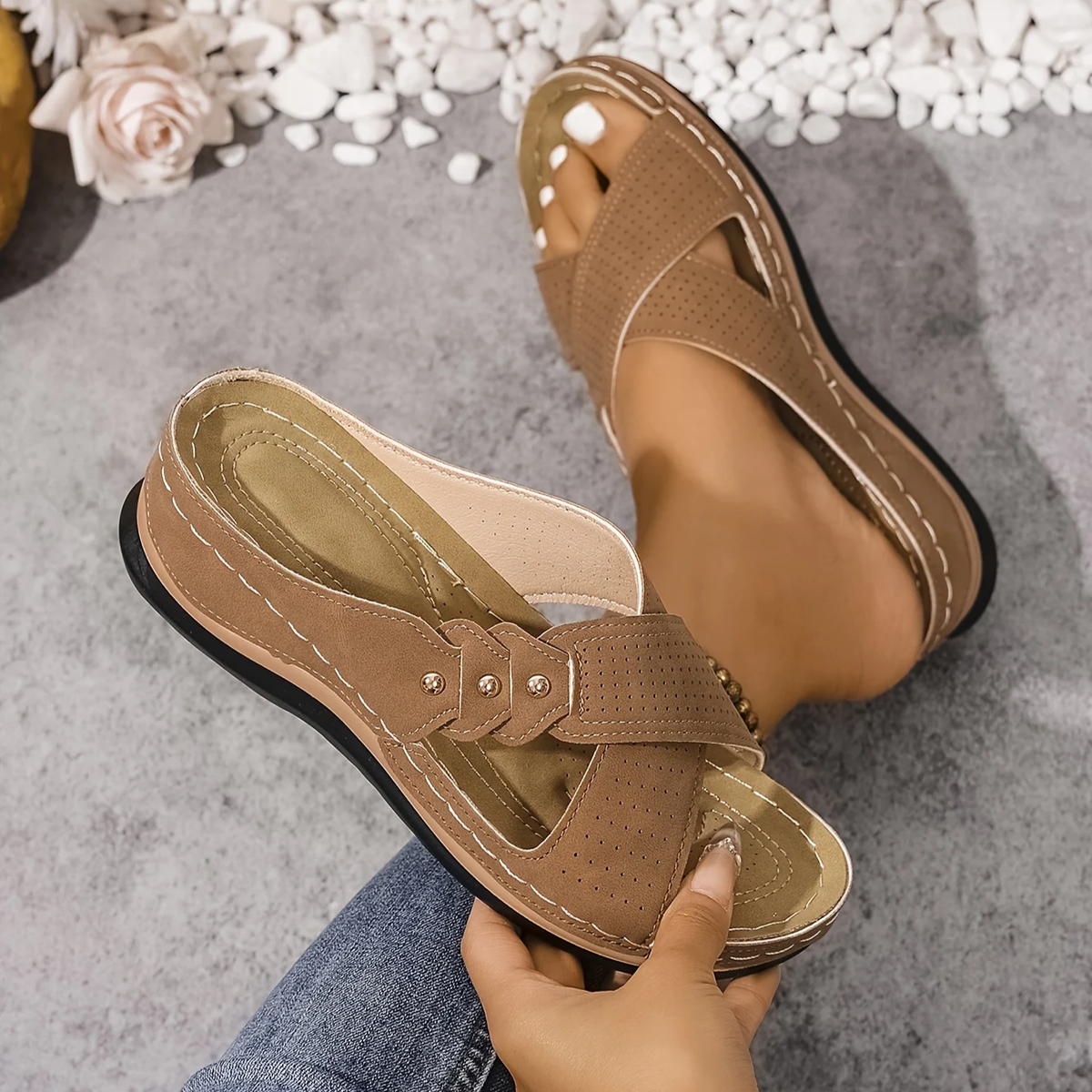 WEDGE COMFORT SANDALS