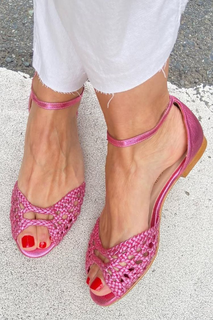 ISADORA GOLD WOVEN SANDALS