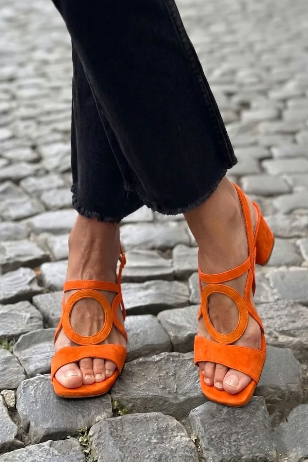 VALENTINA VIBRANT SUMMER SANDALS