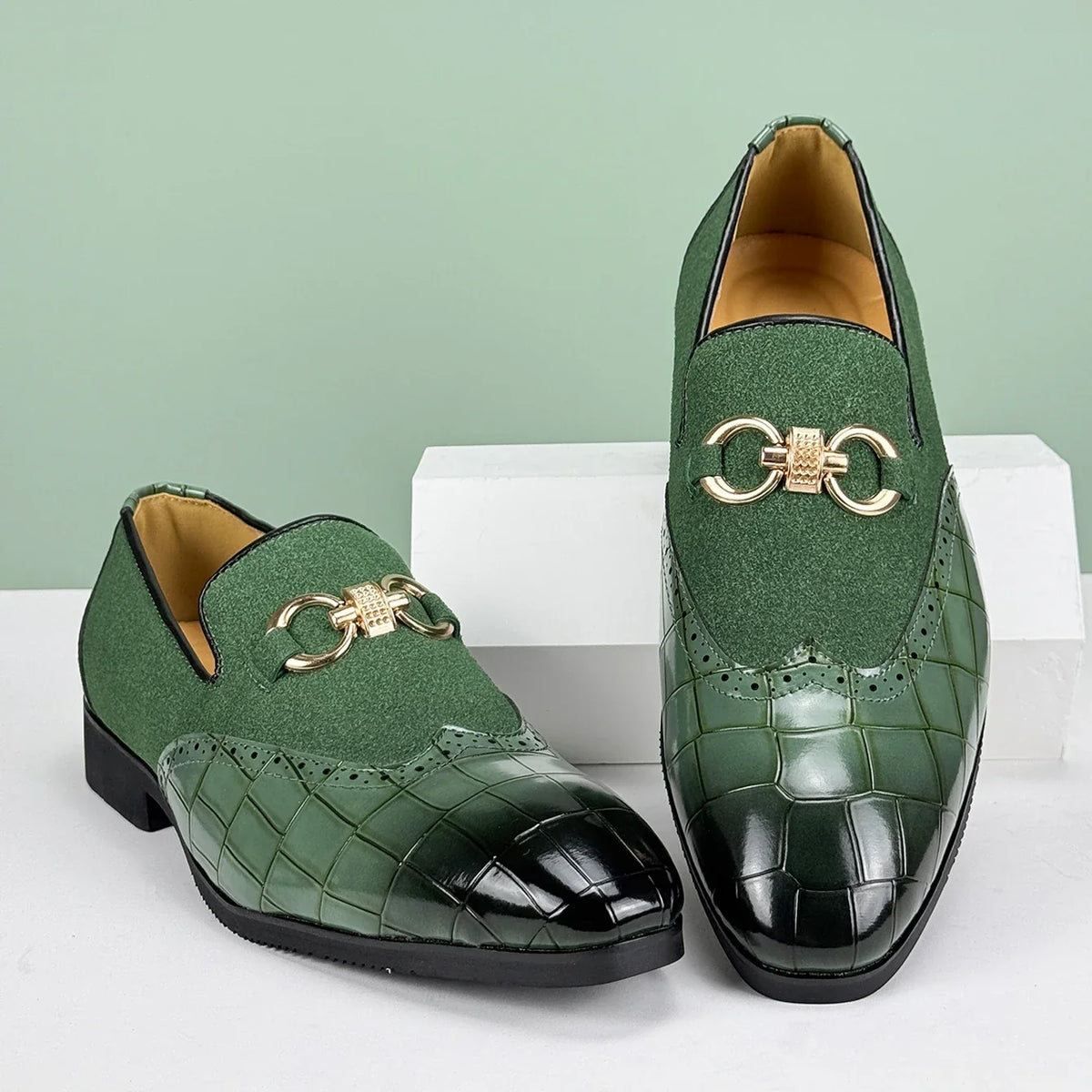 LEATHER BUCKLE LOAFERS