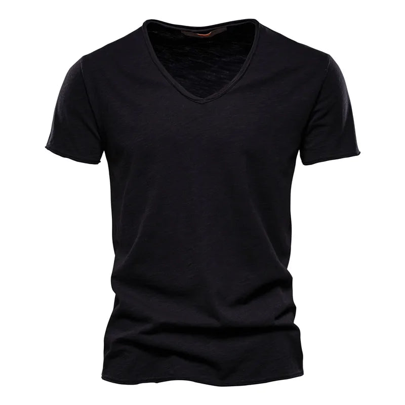 ESSENTIAL V-NECK T-SHIRT
