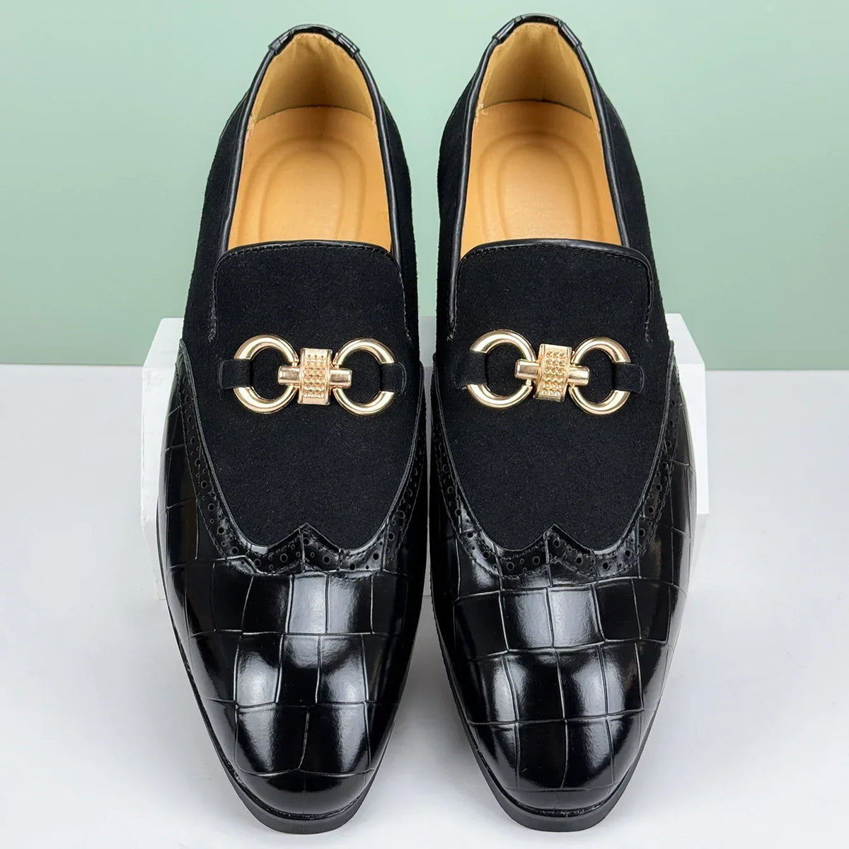 LEATHER BUCKLE LOAFERS