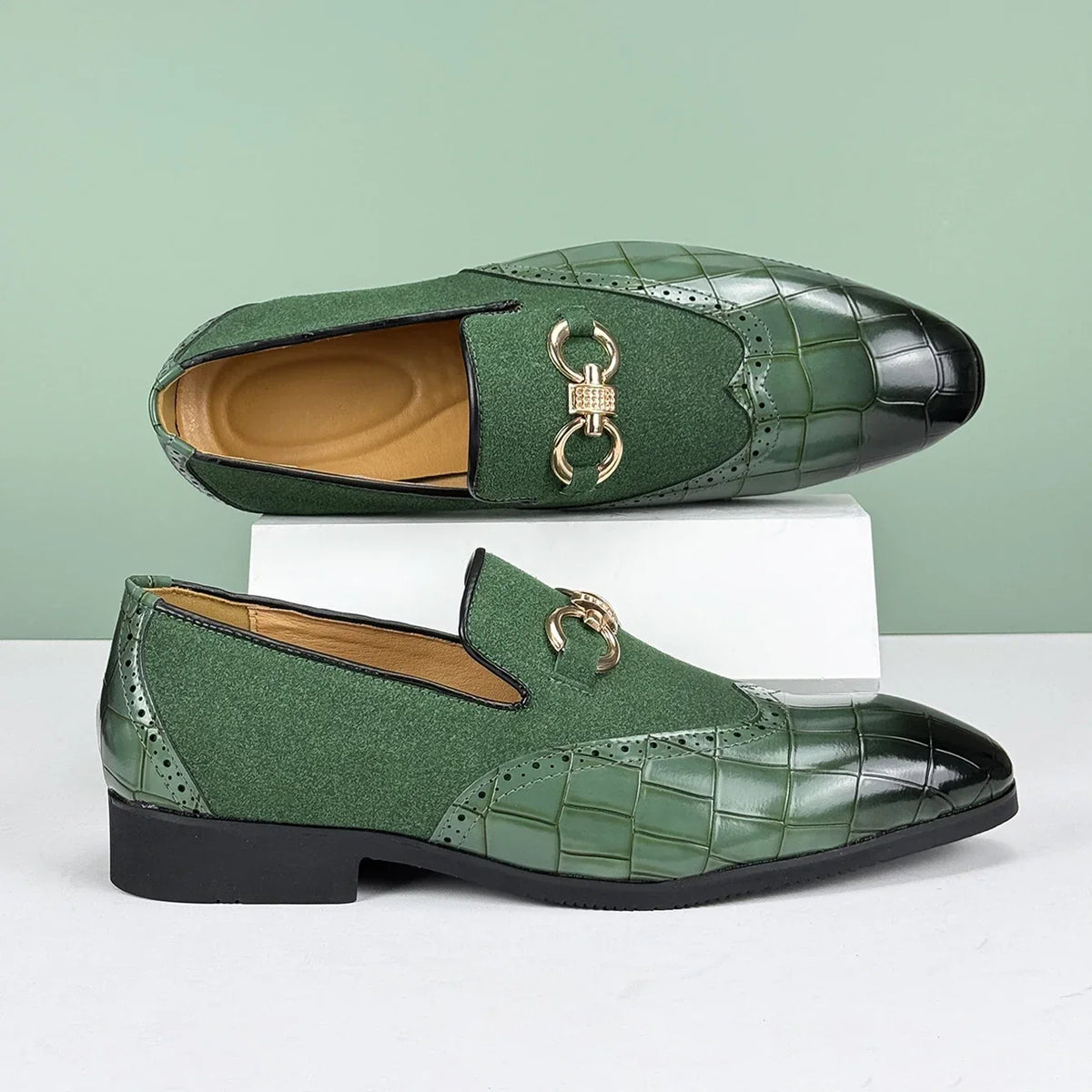LEATHER BUCKLE LOAFERS