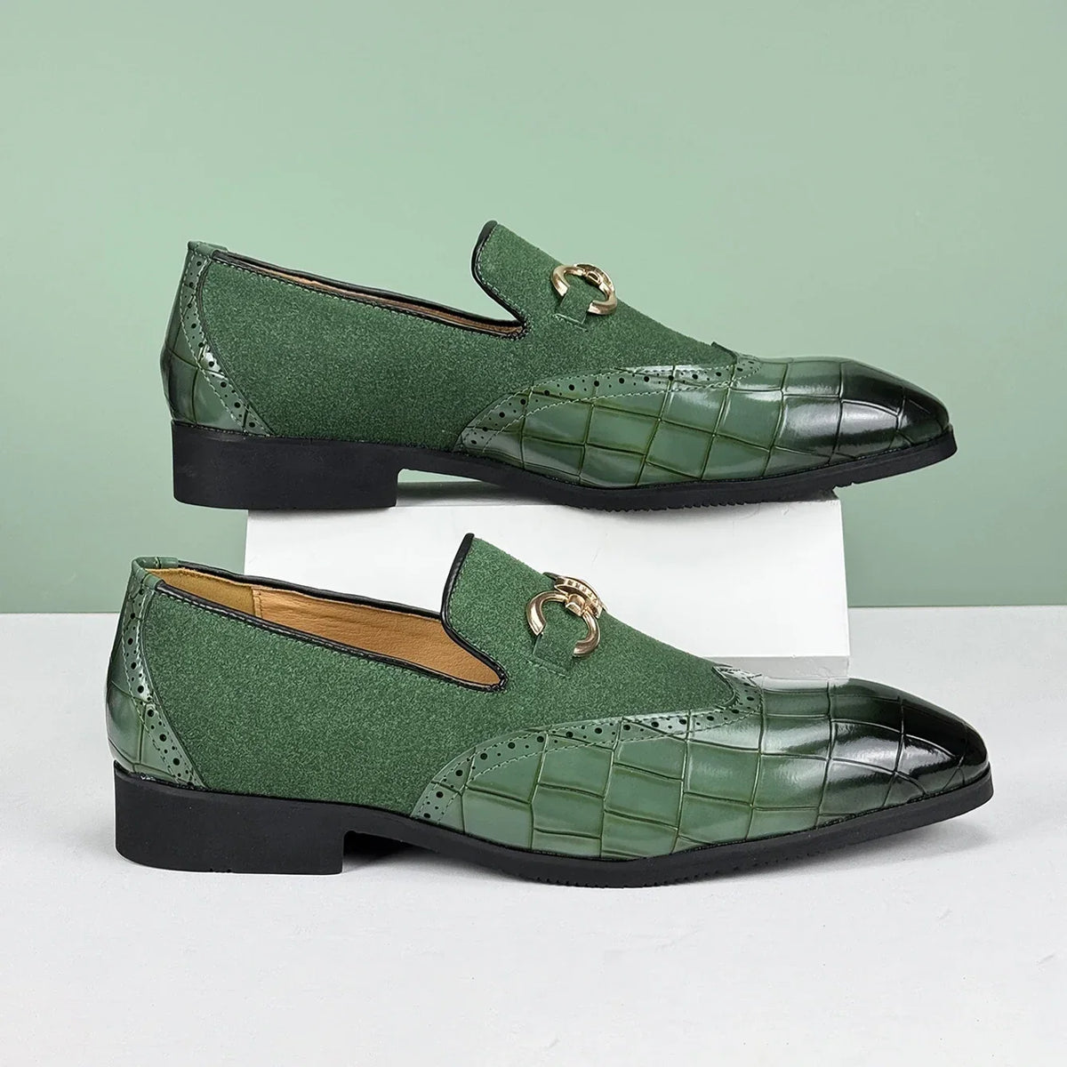 LEATHER BUCKLE LOAFERS