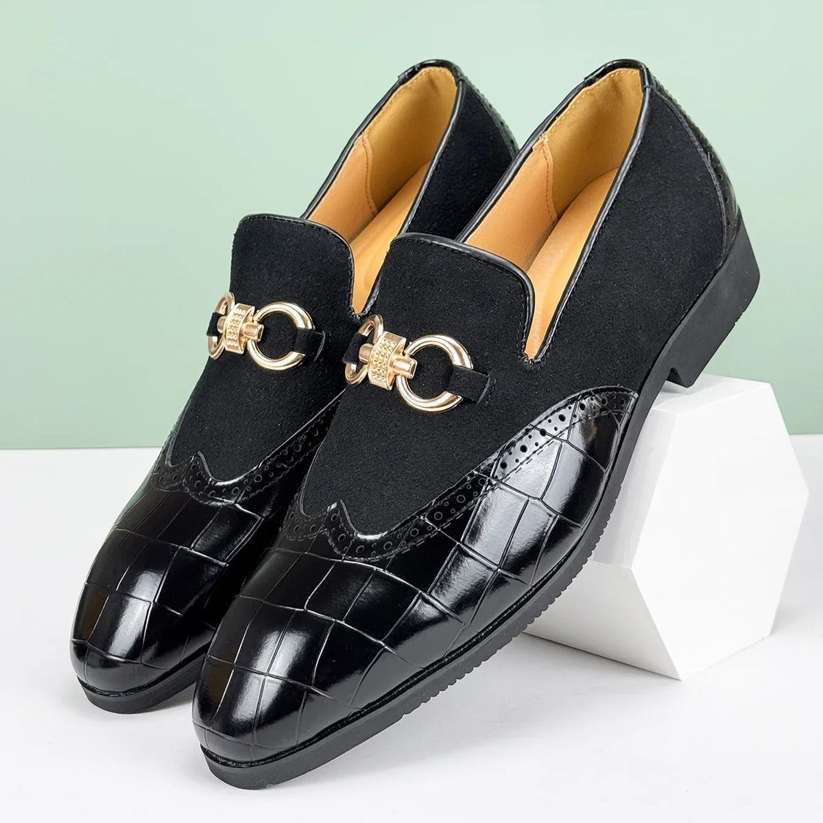 LEATHER BUCKLE LOAFERS