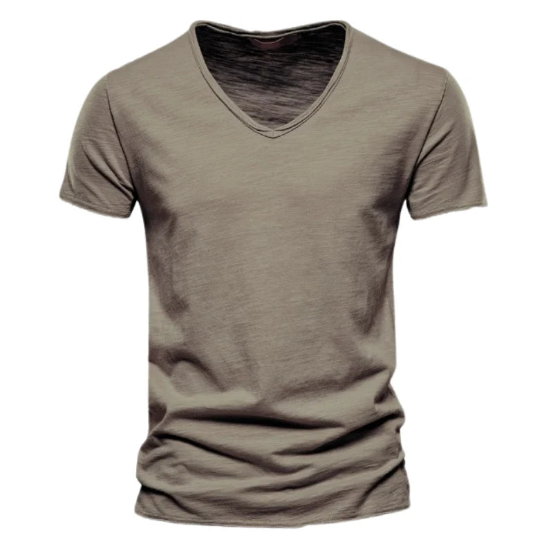 ESSENTIAL V-NECK T-SHIRT