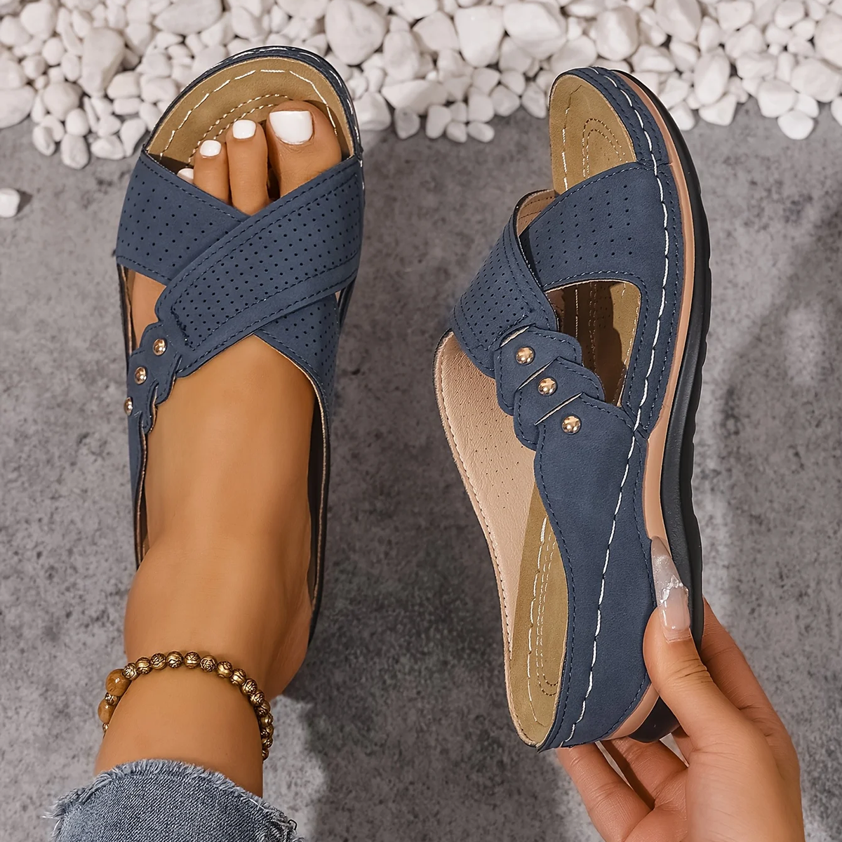 WEDGE COMFORT SANDALS